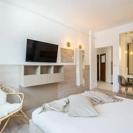 Atheneum City Apartment